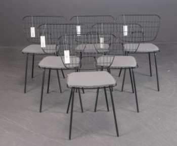 Studio WM for Menu. Seks stole, model WM String Dining Chair (6)