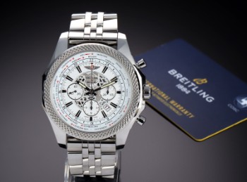 Breitling for Bentley B05 Unitime. Oversize mens watch in steel with white dial, approx. The 2010s