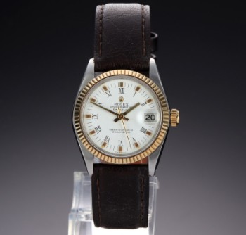 Rolex Datejust. Mid-size ladies watch in steel with white dial, approx. 1981