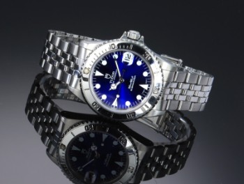 Tudor Submarines. Mens watch in steel with blue dial with date - cert. approx. 1998