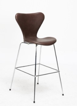 Arne Jacobsen. Syver barstol med Mokka anilin læder