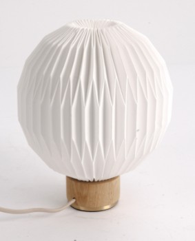 Esben Klint for Le Klint. Table lamp model 375 S, oak