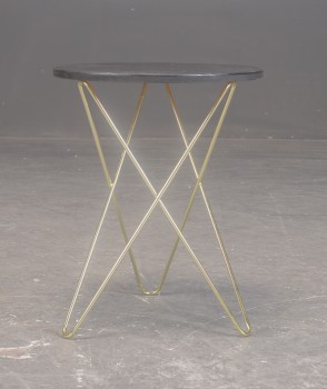 Dennis Marquart for OXDenmarq. Mini O Table. Sidebord