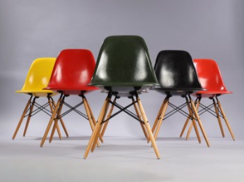 Charles Eames. Set of six shell chairs, multicolor, model DSW. (6)