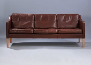 Børge Mogensen. Tre-pers. sofa i brunt læder, model 2423