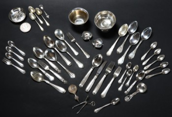 Cohr, Carl M. Cohr, Hans Hansen, etc. Collection of silver cutlery, etc. Among other things, Lotus etc. (43)