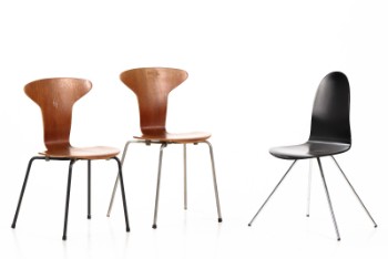 Arne Jacobsen. Myggen / Munkegaards stole, samt Tungen. (3)