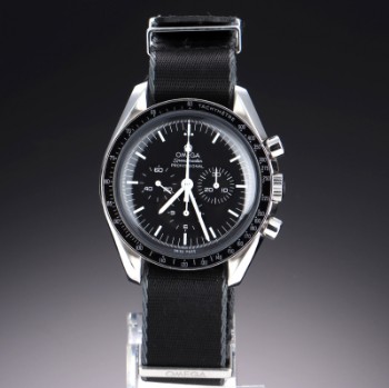 Omega Speedmaster Professional Moonwatch. Herrechronograf i stål med sort skive, ca. 2005