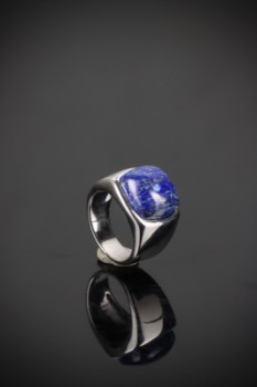 Alexander Lynggaard CPH. Hope ring med lapis lazuli