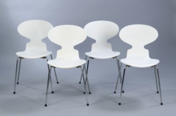 Arne Jacobsen. Et sæt på 4 Myren stole (4)