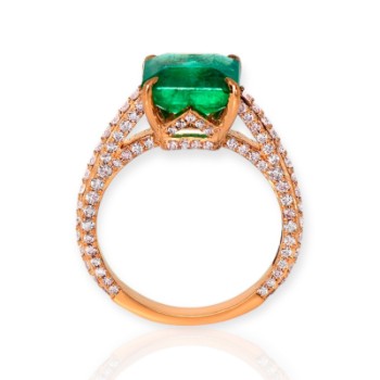 Emerald and pink diamond ring in 14kt. gold