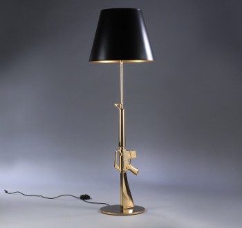 Philippe Starck. Standerlampe, model Lounge Gun M 16