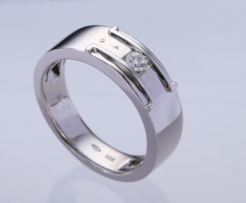 Unisex diamantring af 18 kt. hvidguld