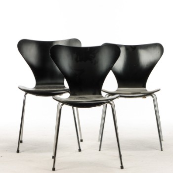 Arne Jacobsen. Tre Syver-stole, model 3107 (3)