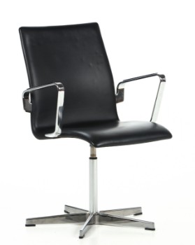 Arne Jacobsen . Oxford low back armchair