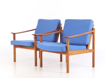 Peter Hvidt & Orla Mølgaard-Nielsen. A pair of teak armchairs, 1960s (2)