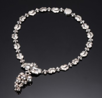 Harald Nielsen for Georg Jensen. Moonlight grapes necklace in sterling silver, design no. 96