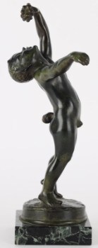 Jens Jacob Bregnø (1877–1946): Faun. Figur af patineret bronze, signeret J.J. Bregnø, på sokkel af grønbroget marmor.