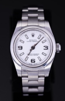 Rolex Oyster Perpetual ladies watch in steel with white dial
