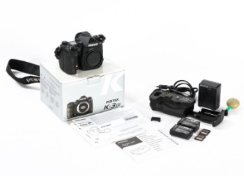 Pentax kamera, model K-3 III aps-c DSLR, m.m.