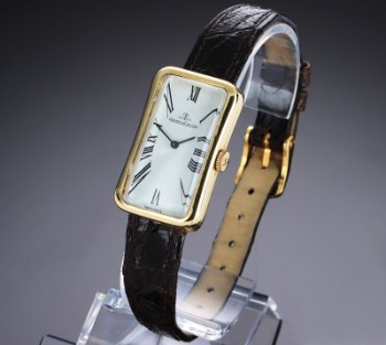 Jaeger-LeCoultre. Ladies watch in 18 kt. gold with light disc, approx. The 1950s