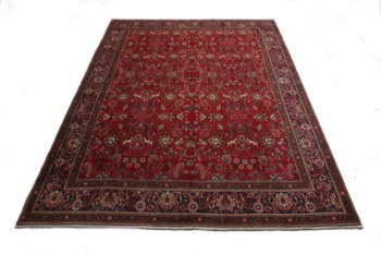 Persian Tabriz carpet, 395 x 305 cm