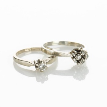 A. Michelsen et al. Brilliant solitaire ring, approx. 0.18 ct and diamond ring, approx. 0.04 ct (2)