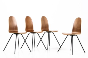 Arne Jacobsen. Fire stole, model 3102 Tungen Valnød. (4)