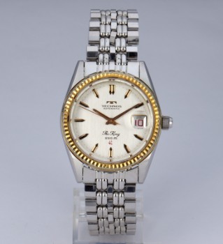 Technos The King. Retro mens watch in steel with silver dial, approx. The 1970s