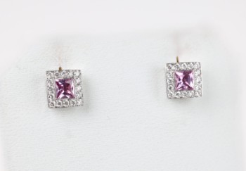 Pink sapphire and brilliant-cut earrings of 18 kt. white gold (2)