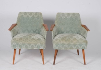 Dansk møbelproducent. To lænestole, ca. 1950erne (2)
