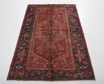 Persian Hamadan rug, 200 x 130 cm