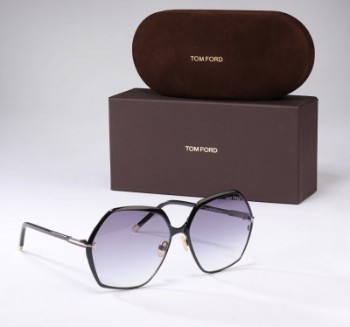 Tom Ford. Solbriller, doneret af Foss Briller