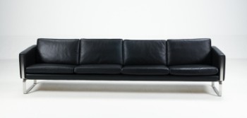 Hans J. Wegner. Fire-personers fritstående sofa, model CH-104 Thor læder