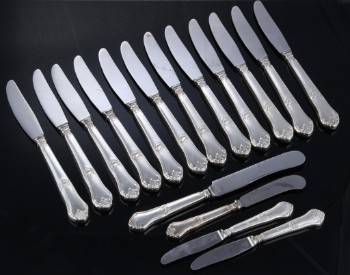 Danske Guldsmedes Sølvvarefabrik, Rosenholm, various knives with silver handles (16)