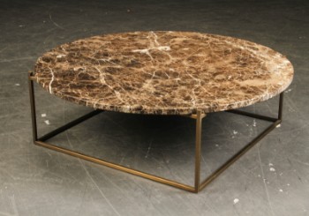 PS121311 - 365° North for Wendelbo. Model Circle. Coffee table with marble top (2)