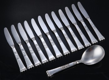 P. Frigast, Rigsmusternet, lunch knives and serving spoon with silver handles (13)
