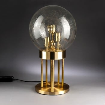 Doria. Kuppelformet bordlampe fra 70erne af messing