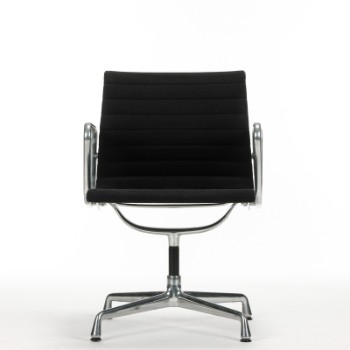 Charles Eames. Armchair / conference chair