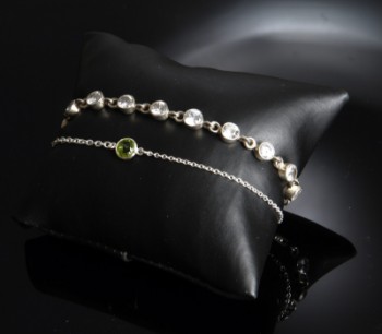 Sterling silver bracelet with gemstones (2)