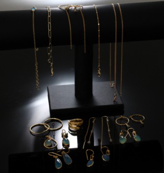 Jewelery set of gold-plated silver with chalcedony (21)