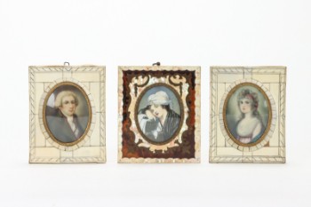 Ubekendte kunstnere. Tre miniatureportrætter i rammer af ben, 1800-tallets slutning (3)