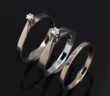 Toftegaard and Hermann Siersbøl. Three brilliant rings of 14 kt. white gold, total approx. 0.12 ct. (3)