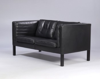 Børge Mogensen. Two-person sofa in black leather, model 2335