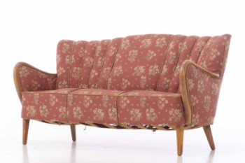 ﻿Alfred Christensen for Slagelse Møbelværk. Overpolstret sofa, model 87