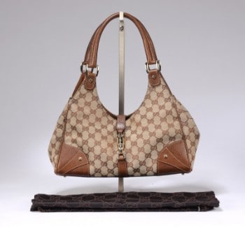 GUCCI. Jackie Bardot Hobo hånd-/ skuldertaske af GG Canvas Nailhead