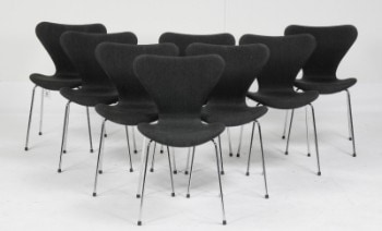 Arne Jacobsen. Syveren. Otte spisestole model 3107, ubrugte, remix fra Kvadrat (8)