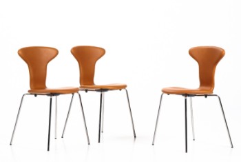 Arne Jacobsen, Munkegaardsstole, cognacfarvet læder. (3)