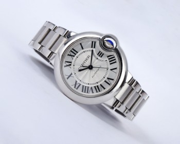 Cartier Balloon Bleu. Mid-size womens watch in steel with silver dial, 2010s