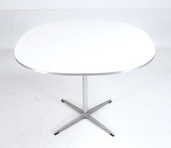 Arne Jacobsen, Piet Hein for Fritz Hansen. Super circular dining table, model A603
